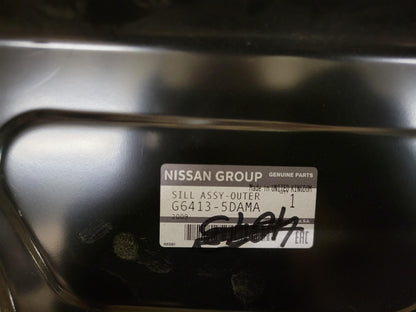 Original NISSAN Infiniti Q30 QX30 H15E Schweller links G64135DAMA