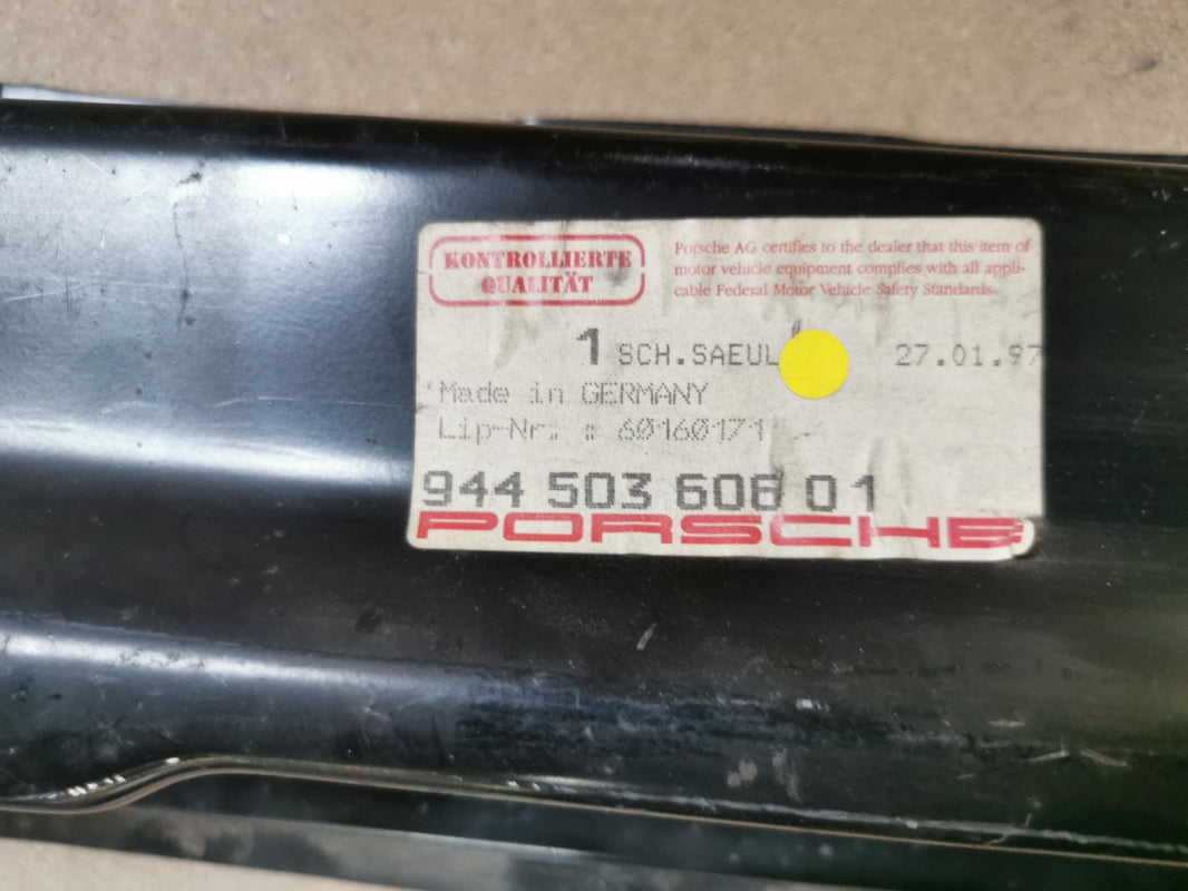 Original PORSCHE 944 968 Scharniersäule rechts 94450360601