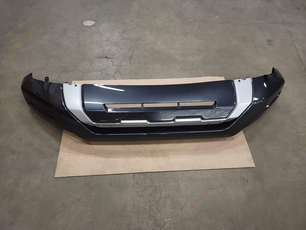 Original MITSUBISHI L 200 V 2015 -  Stoßfängerabdeckung MZ331340