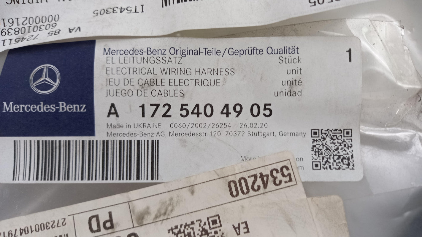 Original OE MERCEDES-BENZ Kabel Stecker A1725404905