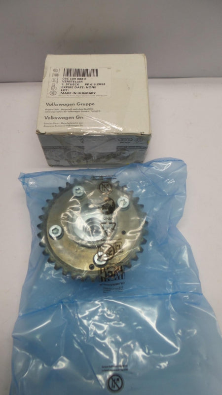 Original OE Volkswagen Nockenwellenversteller 03C109088E
