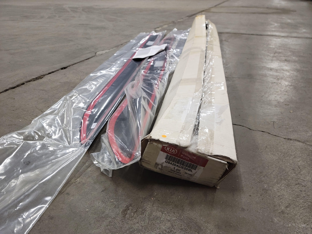 Original KIA Picanto 2017-2024 Seitenschweller Satz Schwarz G6420ADE00BL