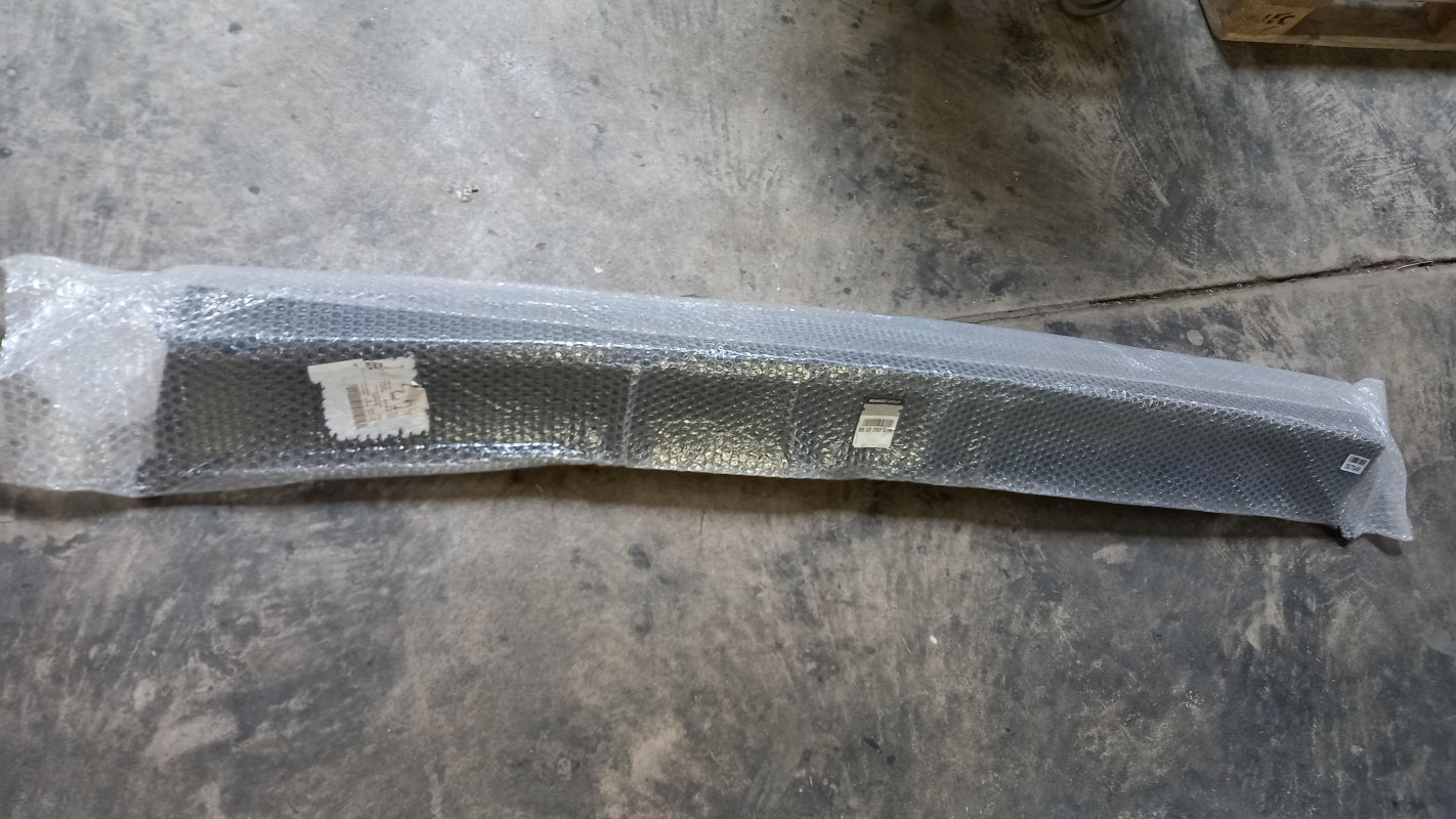 Original OE RENAULT Stoßfängerabdeckung 850225757R