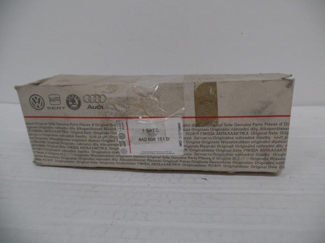 Original AUDI 100 A6 S6 A8 Bremsbeläge Bremsklötze +Warnkontakt vorne 4A0698151B