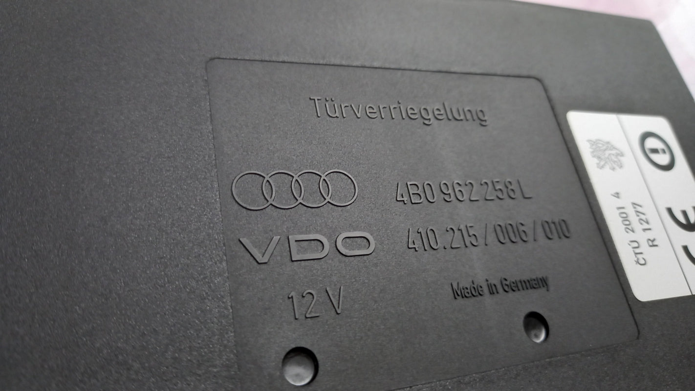 Original AUDI A6 S6 RS6 4B Zentralverriegelung Steuergerät 4B0962258L