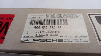 Original PORSCHE 968 944 Blinkleuchte vorne rechts 94463105400