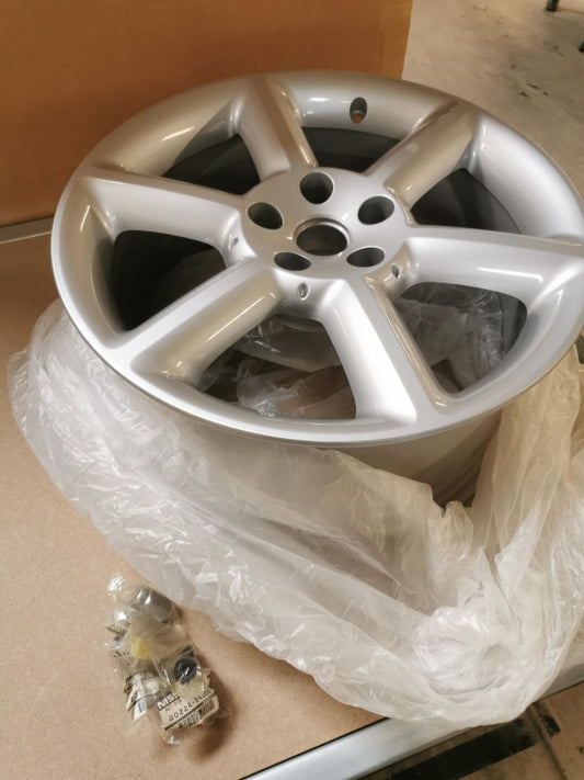 Original NISSAN 350Z 03-06 Alufelge 8Jx18 ET30 hinten 40300CD185