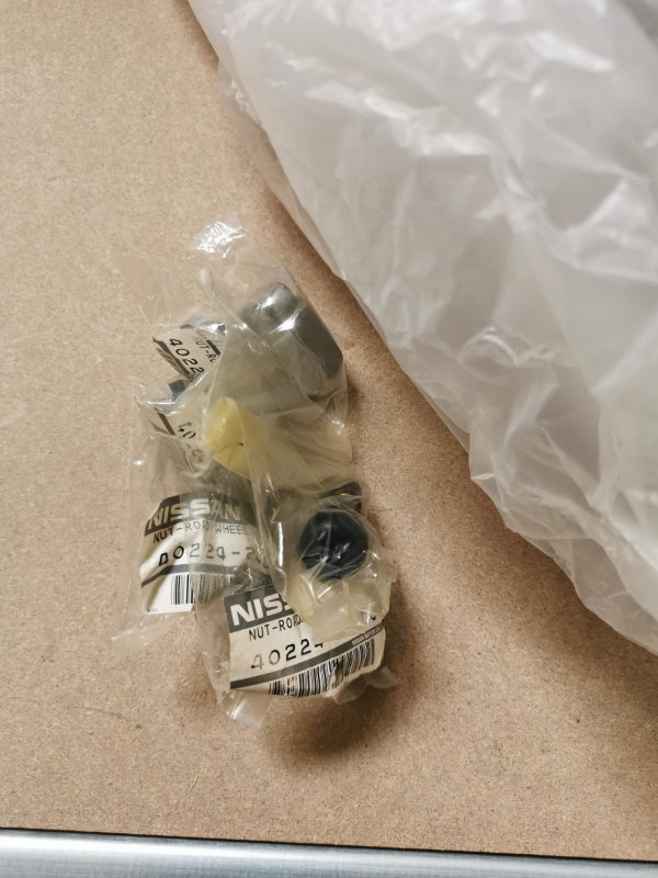 Original NISSAN 350Z 03-06 Alufelge 8Jx18 ET30 hinten 40300CD185