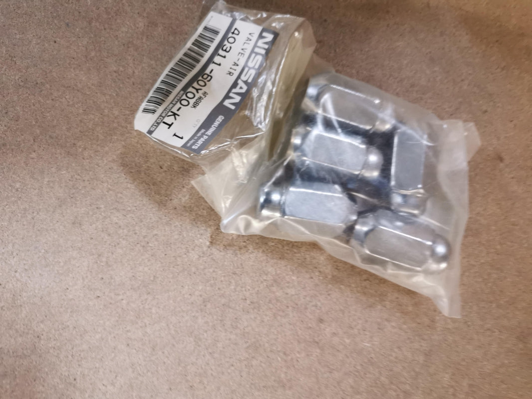 Original NISSAN 350Z Alufelge 8Jx18 vorne 40300CD129