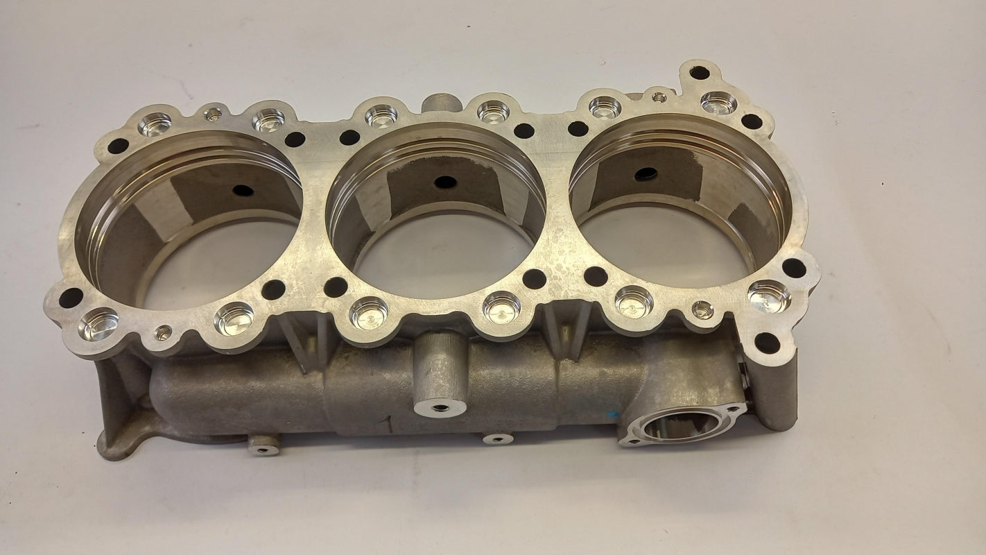 Original PORSCHE 911 996 Turbo GT3 Zylinderkopf 99610131173