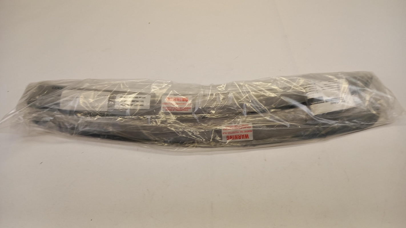 Original OE NISSAN Windabweiser KE8004A010