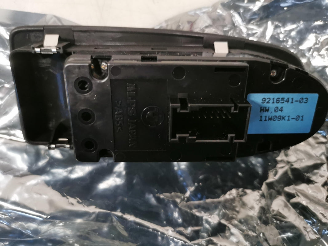 Original BMW 1er E87 Fensterheberschalter schwarz Fahrerseite 61319216541