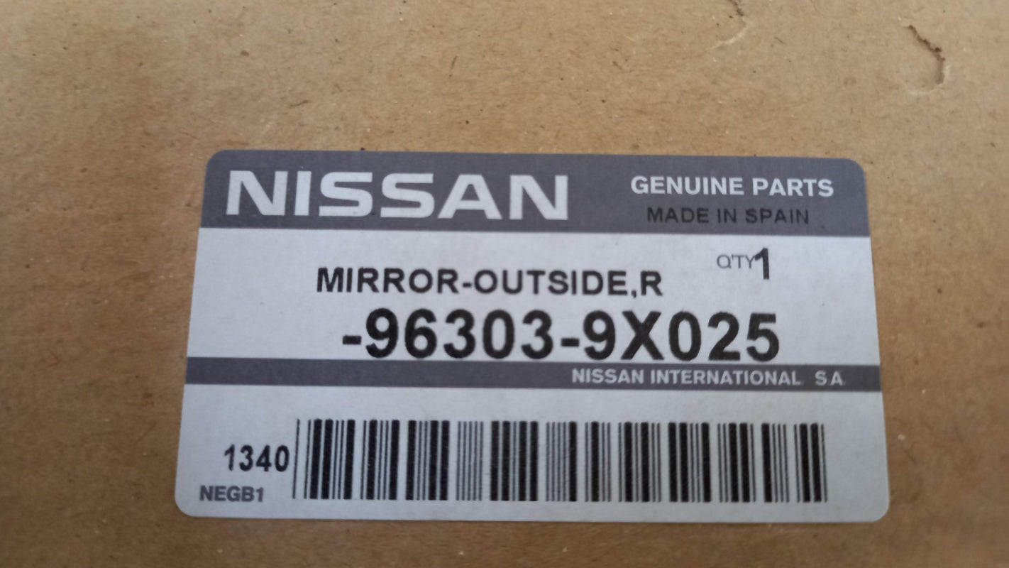 Original NISSAN Atleon Spiegelkappe Rechts 963039X025