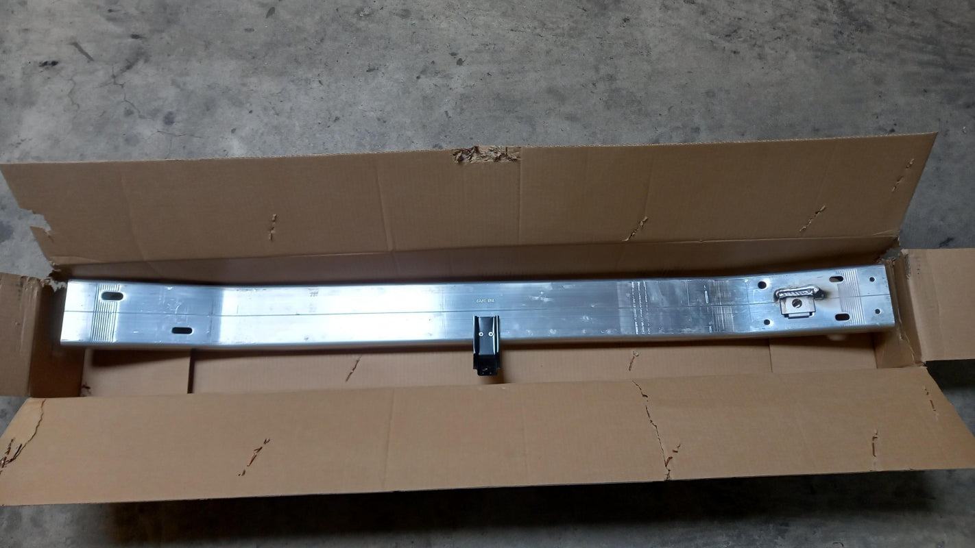 Original NISSAN Note E11 Stoßstangenträger vorne innen mitten 620309U000