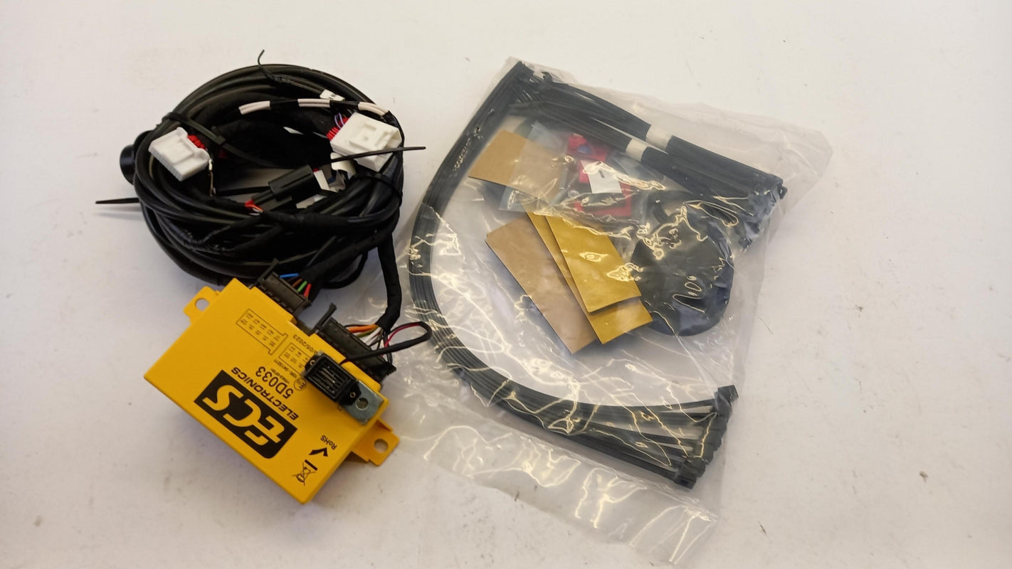 Original OE TOYOTA Anhängerkupplung Elektrosatz PW5D00D001