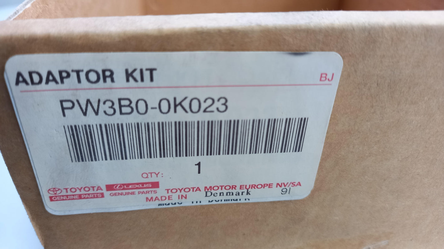 Original TOYOTA Hilux 8 Adaptersatz für Laderraumabdeckung PW3B00K023