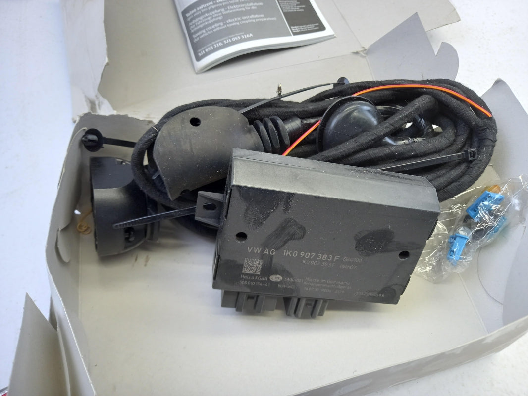 Original SKODA Fabia II 5J Anhängerkupplung Elektrosatz 13-pol 5J1055316