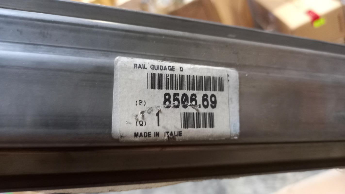 Original PEUGEOT Boxer CITROEN Jumper Schiebetür Führungsschiene rechts 850669