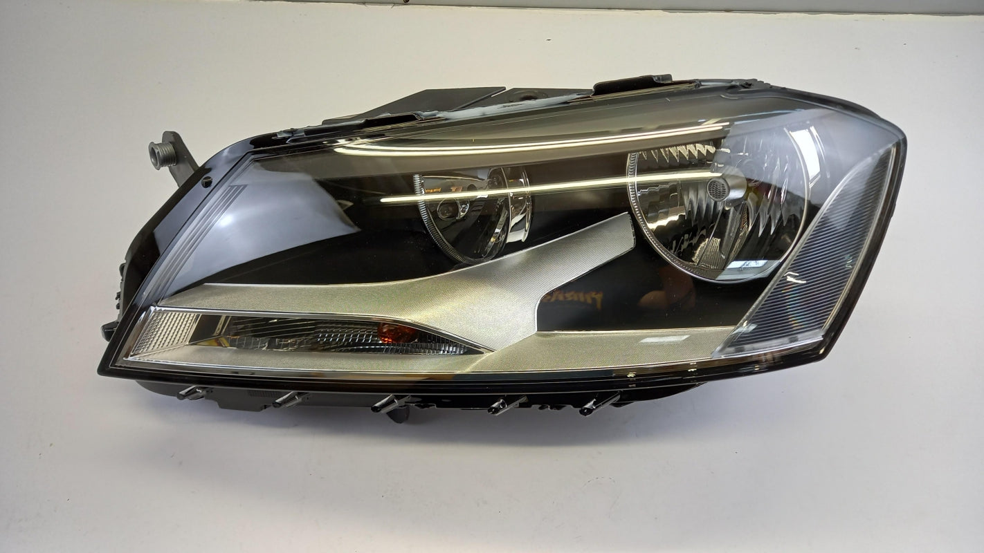 Original VW Passat B7 Halogen Hauptscheinwerfer Frontlicht links 3AC941005