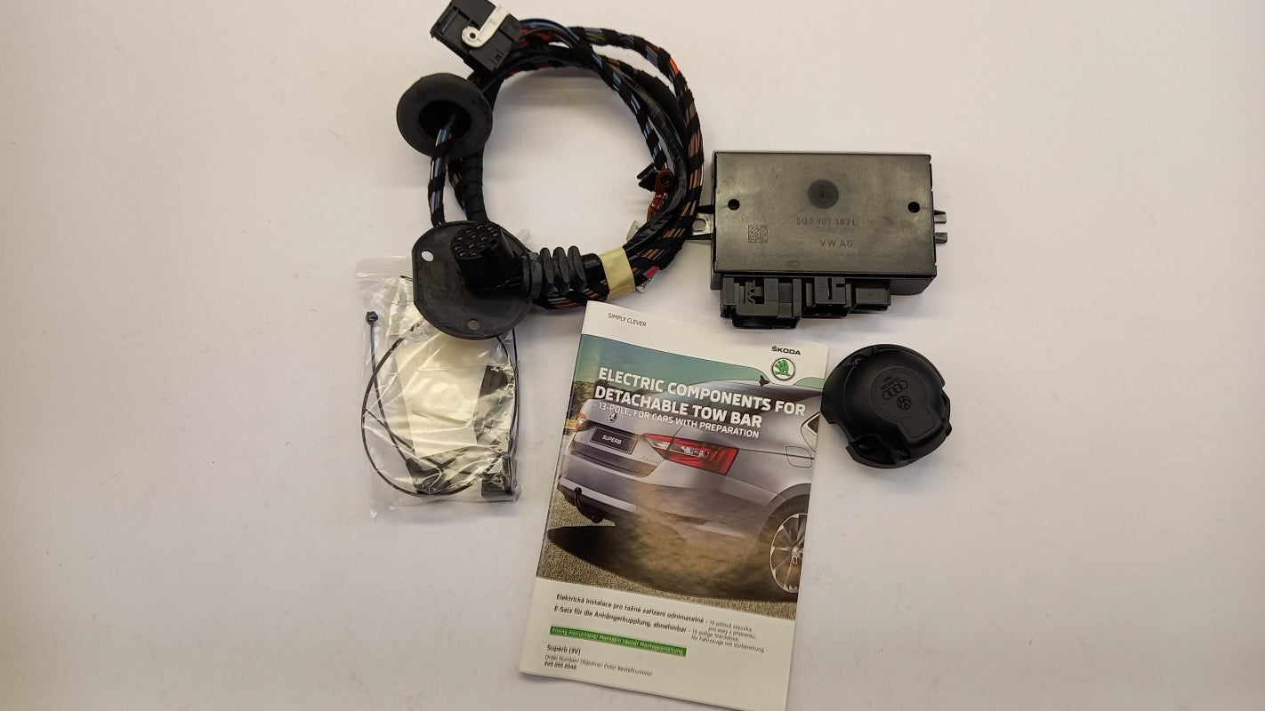 Original SKODA Superb 3V Anhängerkupplung Elektrosatz 13-pol 3V0055204A