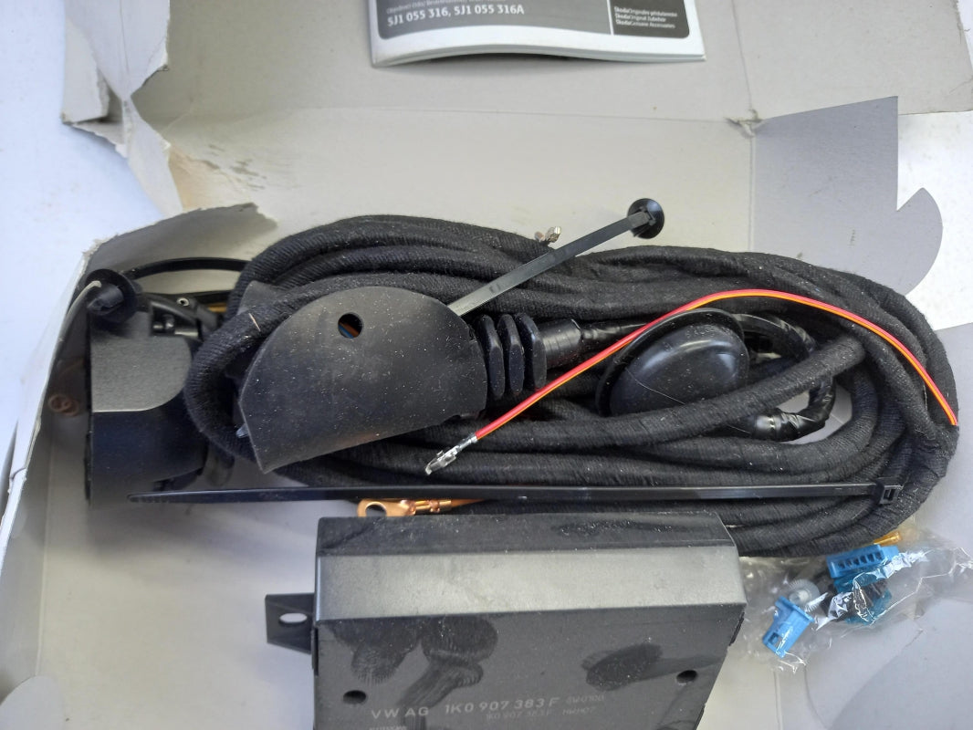 Original SKODA Fabia II 5J Anhängerkupplung Elektrosatz 13-pol 5J1055316