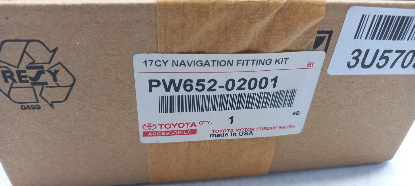 Original TOYOTA Corolla HB TS Navigationssystem PW65202001