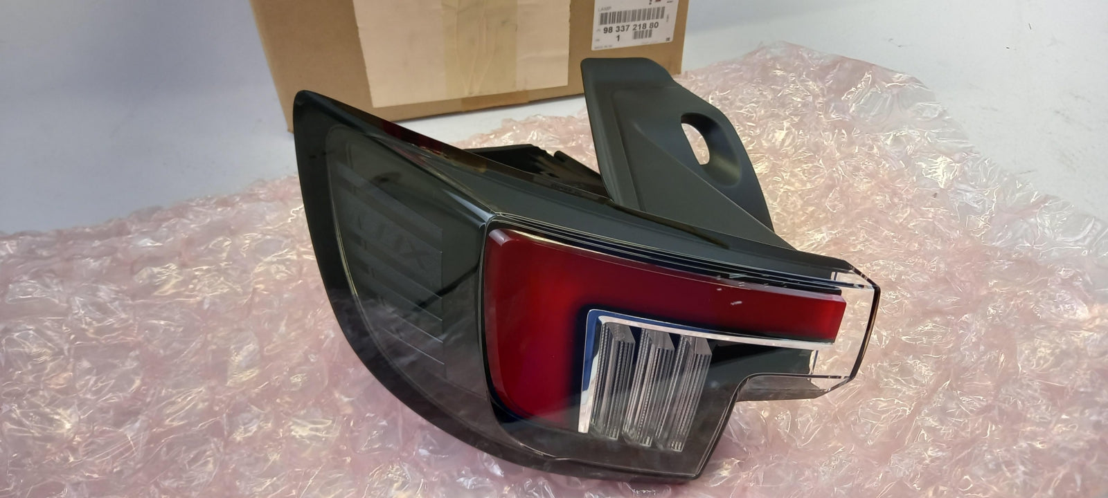 Original OPEL Mokka-B Heckleuchte Rücklicht außen links 9833721880