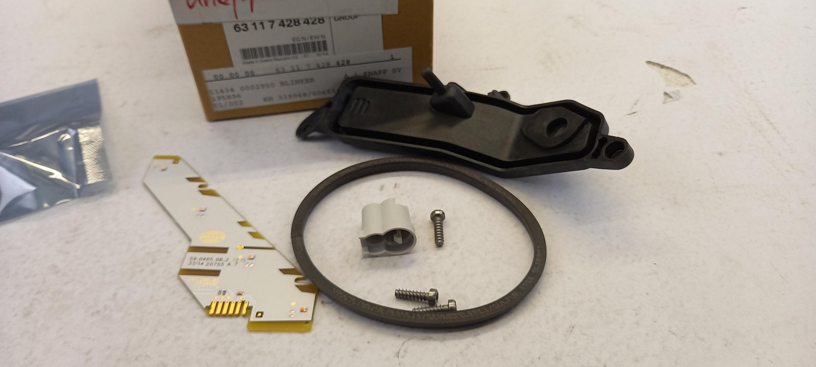 Original OE BMW repair kit 63117428428 