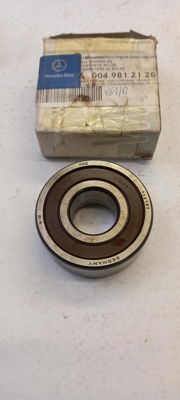 Original MERCEDES-BENZ Atego Kupplungen Pilotlager A0049812125