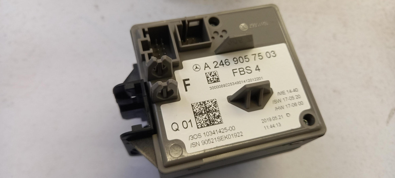 Original INFINITI QX30 (2019) Wegfahrsperre 28590HW40A