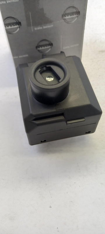 Original INFINITI QX30 (2019) Wegfahrsperre 28590HW40A