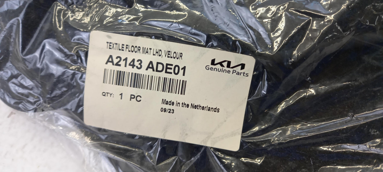 Original OE HYUNDAI/KIA Fußmattensatz A2143ADE01