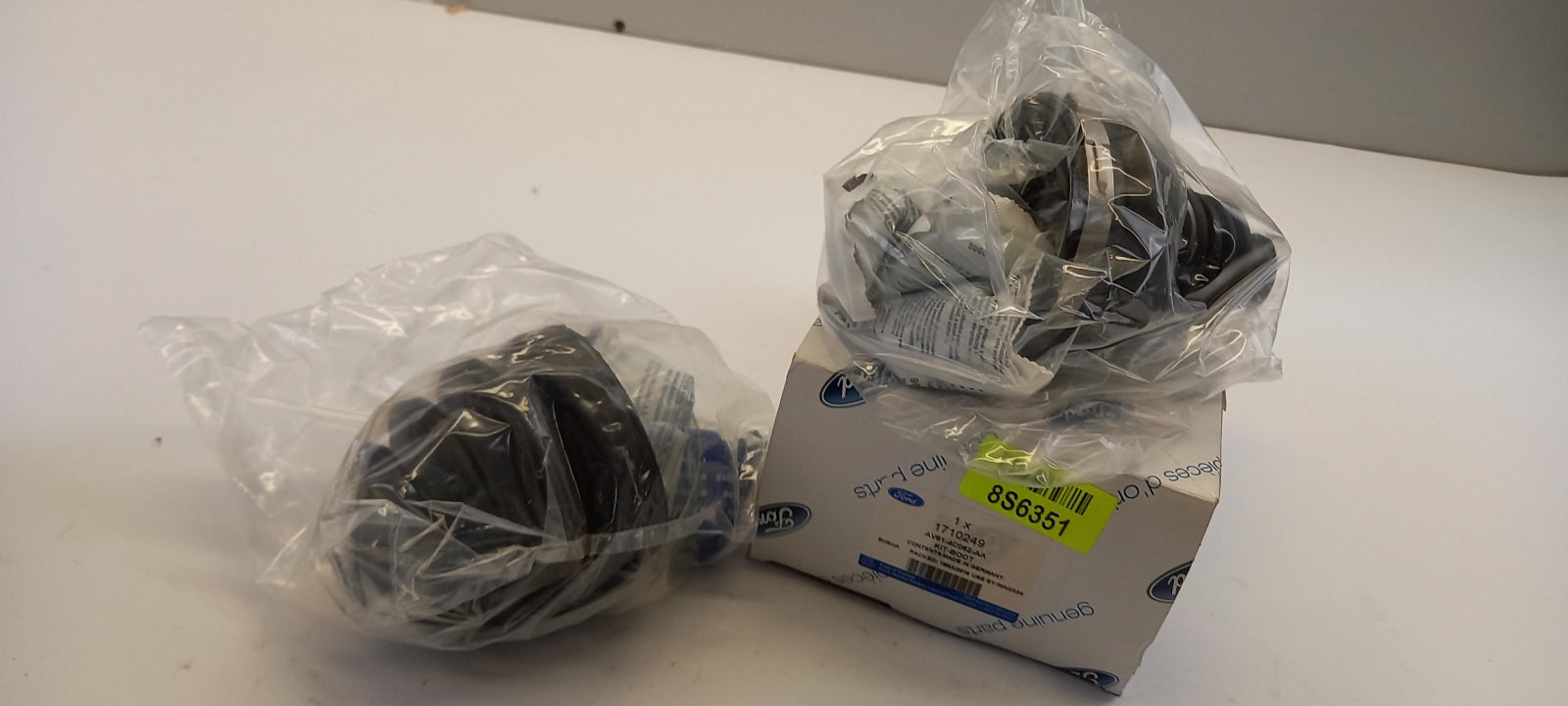 Original OE FORD drive shaft bellows set 1710249 