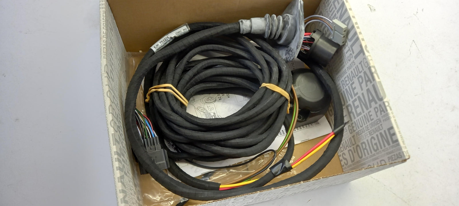 Original OPEL Movano-B Anhängerkupplung Elektrosatz 13-polig 95599745