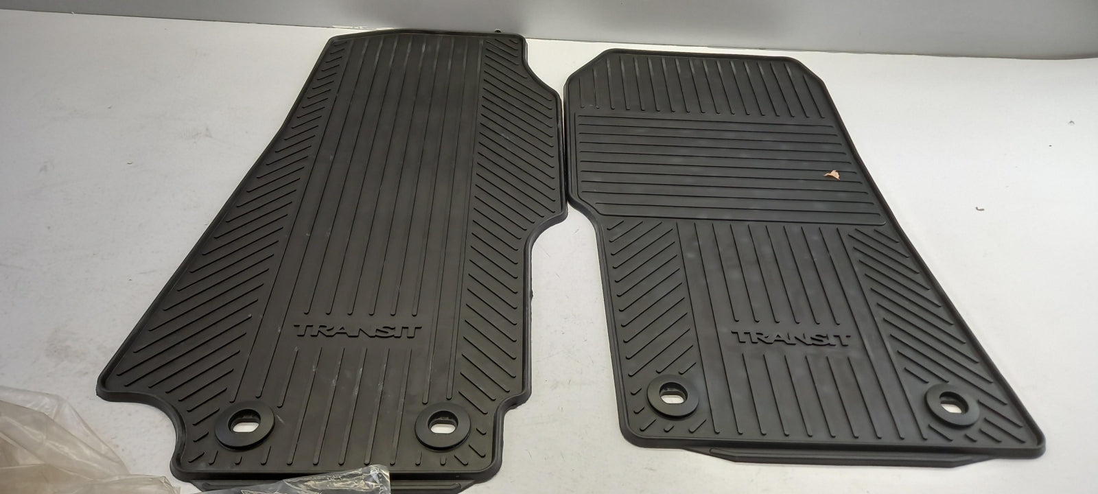 Original OE FORD Fußmattensatz 1737032