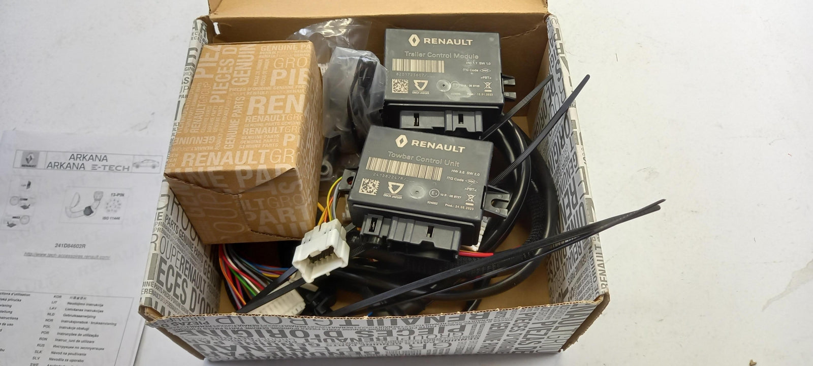 Original RENAULT Arkana 2021> Anhängerkupplung Elektrosatz 241D84602R