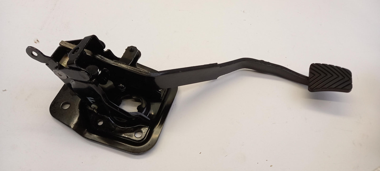 Original PEUGEOT 4007 4008 CITROEN C4 Aircross C-Crosser Kupplungspedal 2127Z7