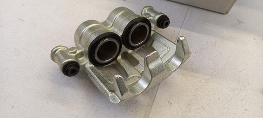 Original MERCEDES-BENZ W447 Bremssattel links A447420088380