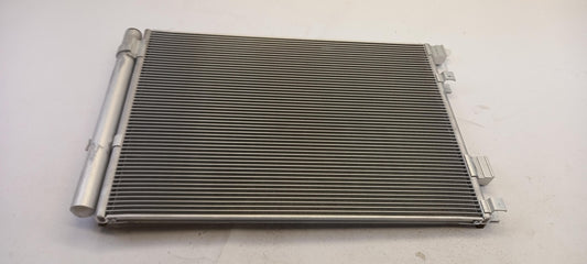 Original OE HYUNDAI/KIA Klimakondensator 976061V300