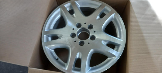 Original OE MERCEDES-BENZ Felge B66472158