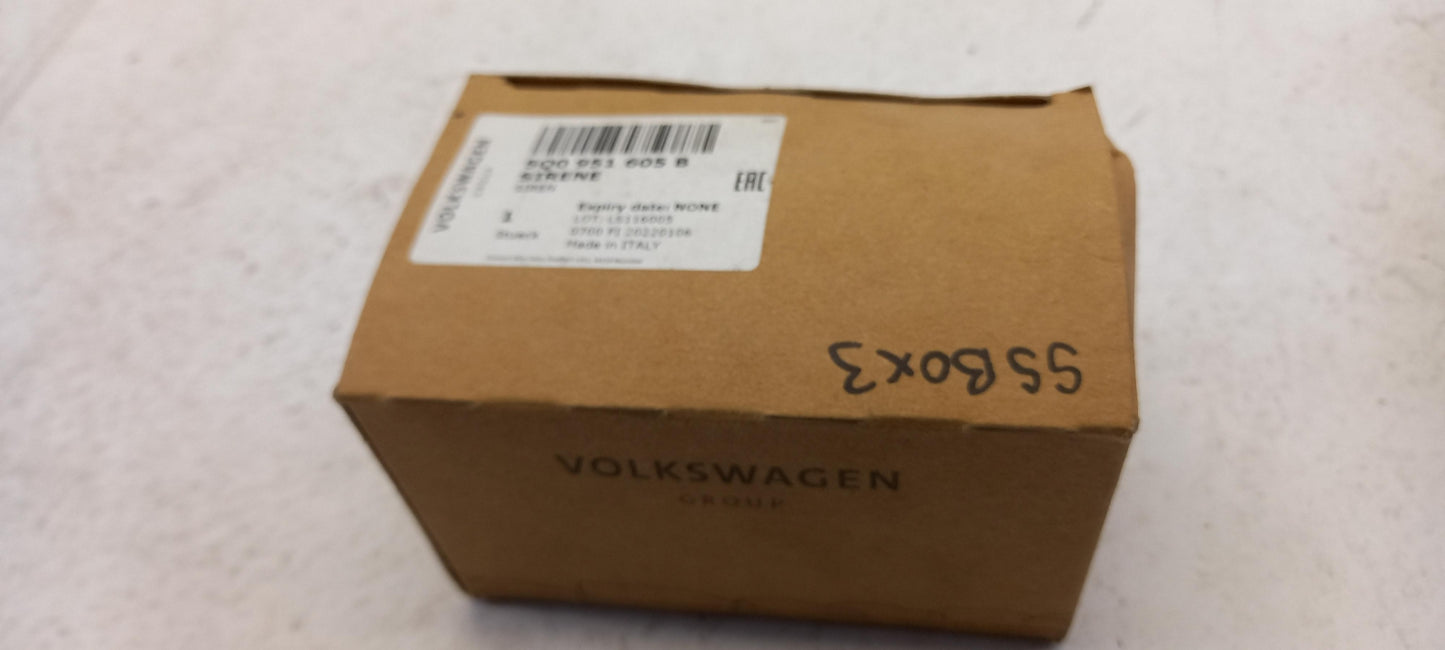Original AUDI A5 A6 Q7 Q8 VW Touareg Tiguan ID.7 SKODA Karoq Sirene 5Q0951605B