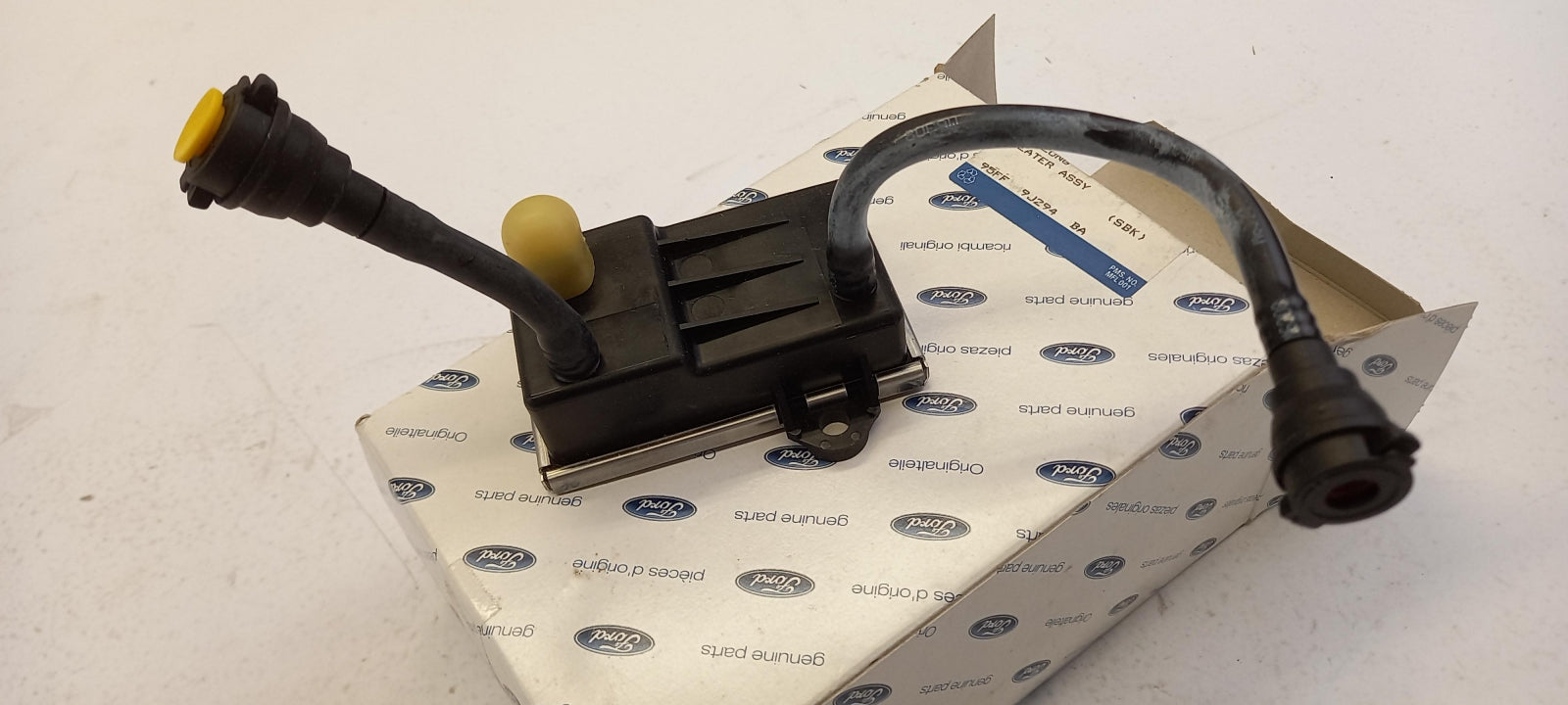 Original FORD Fiesta Escort Mondeo Diesel Kraftstoffvorwärmer 1008812