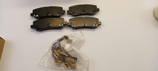 Original FORD Mustang VI 2015- Bremsbeläge Bremsklötze hinten 2044152