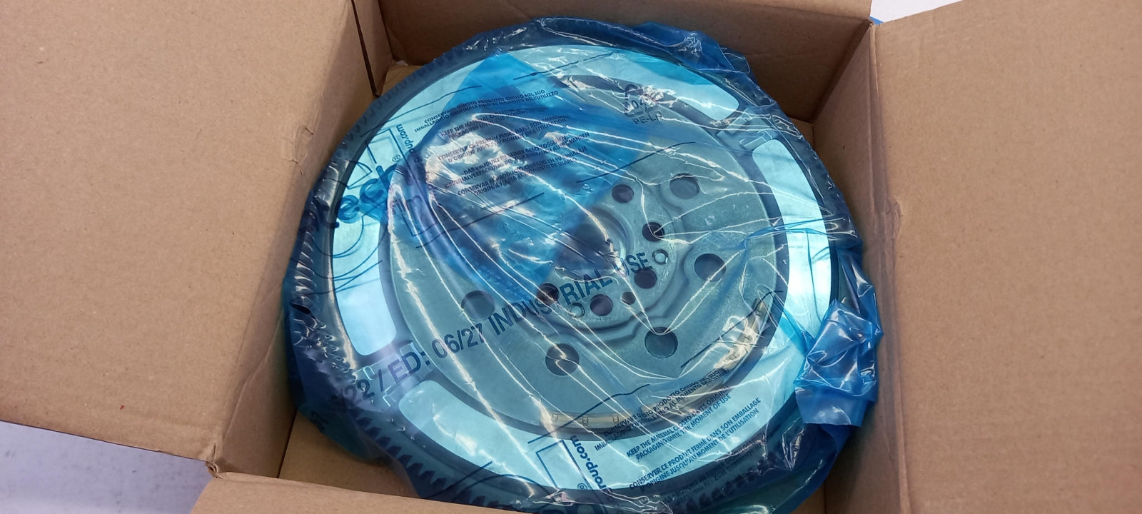 Original OE RENAULT flywheel 123000636R 