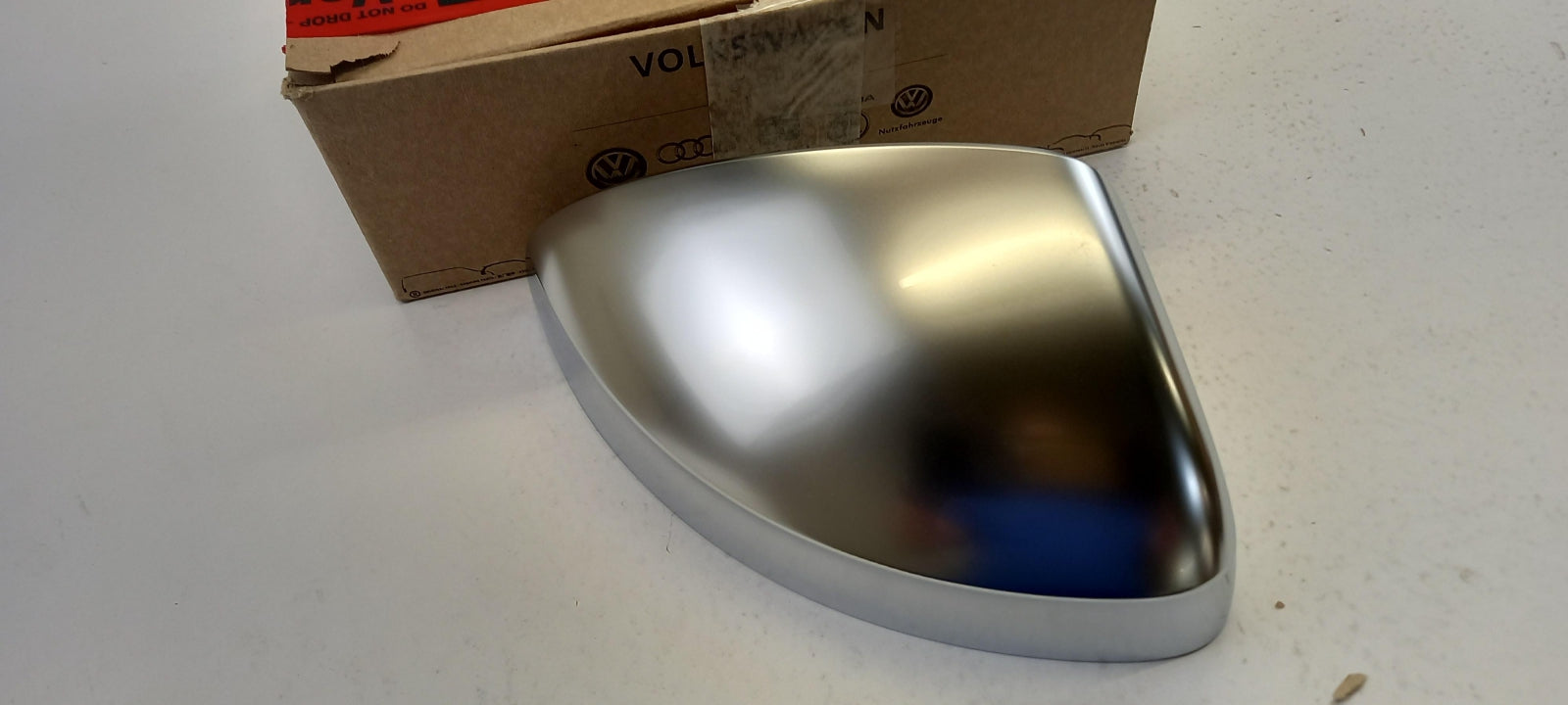Original AUDI A1 (2015-2018) Außenspiegel Gehäuse Rechts Aluminium 8XA857528B3Q7