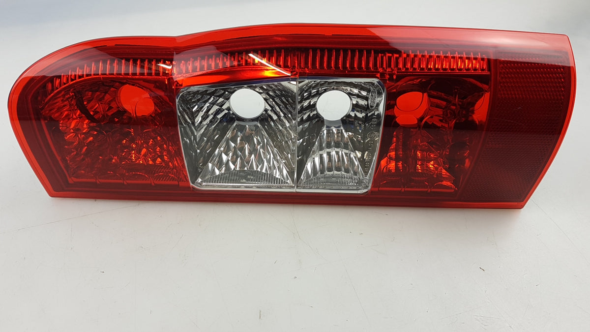 Original FORD Transit '06-'14 Heckleuchte Gehäuse rechts 1435880
