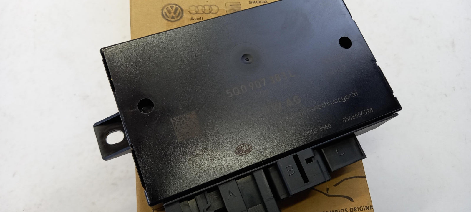Original VW T-Roc 2018- AUDI Q2 2017- Steuergerät Anhängerkupplung 5Q0907383L