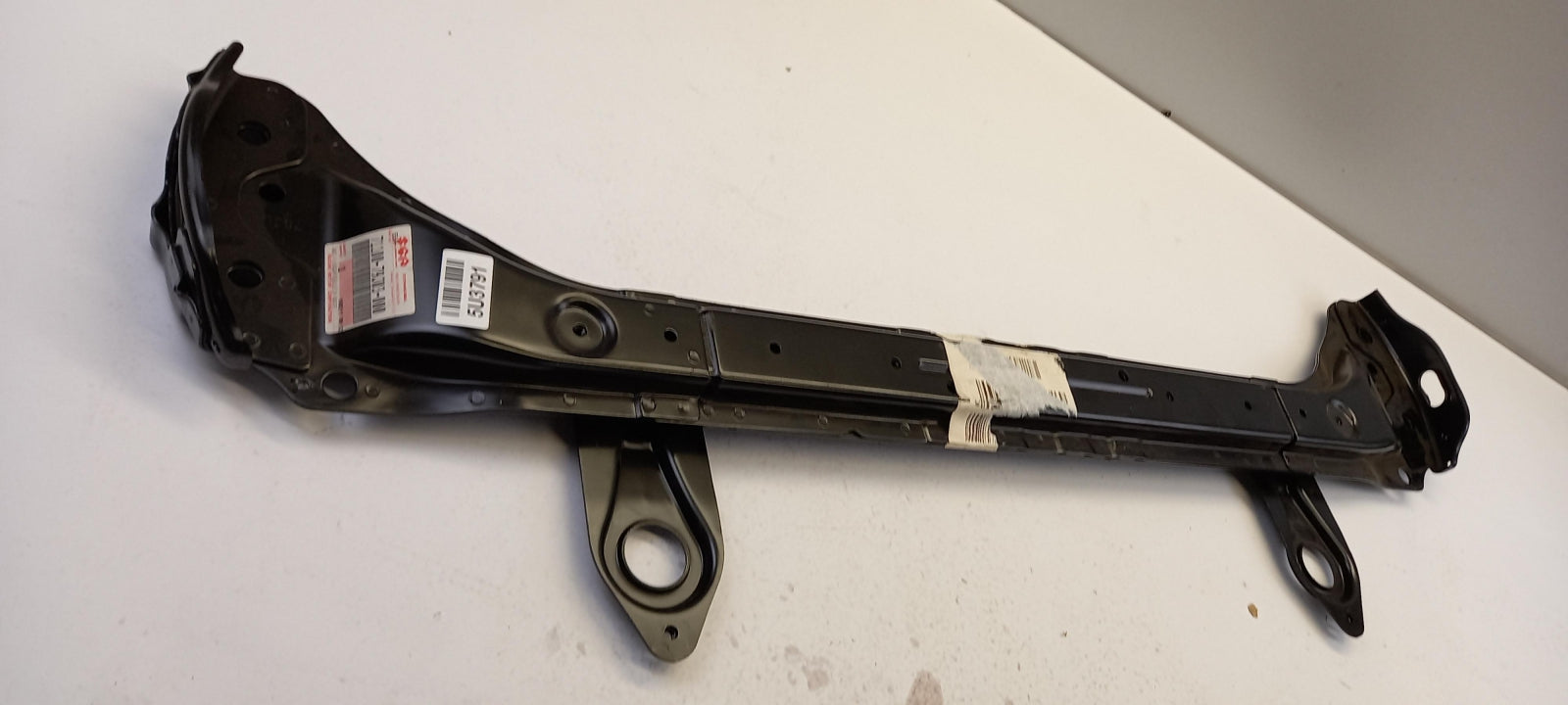 Original SUZUKI SX4 Stoßstangen Träger unten vorne 7110079J03000