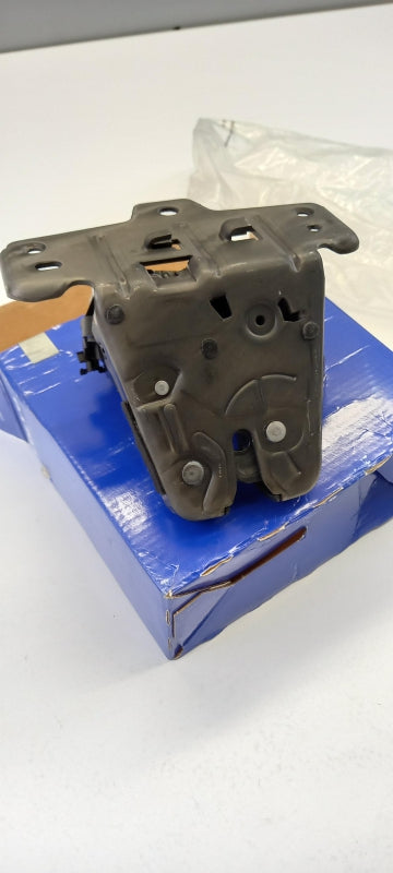 Original VOLVO C40 V60 XC40 XC60 Heckklappenschloss 31484235