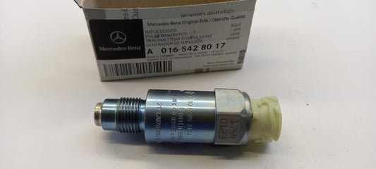 Original MERCEDES-BENZ GL-Klasse X164 Geschwindigkeitssensor A0165428017